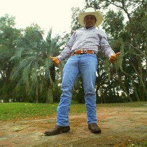 Meet your Posher, Aroldo